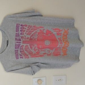 Rock festival tee shirt guitar music Woodstock New York grey coral pink purple